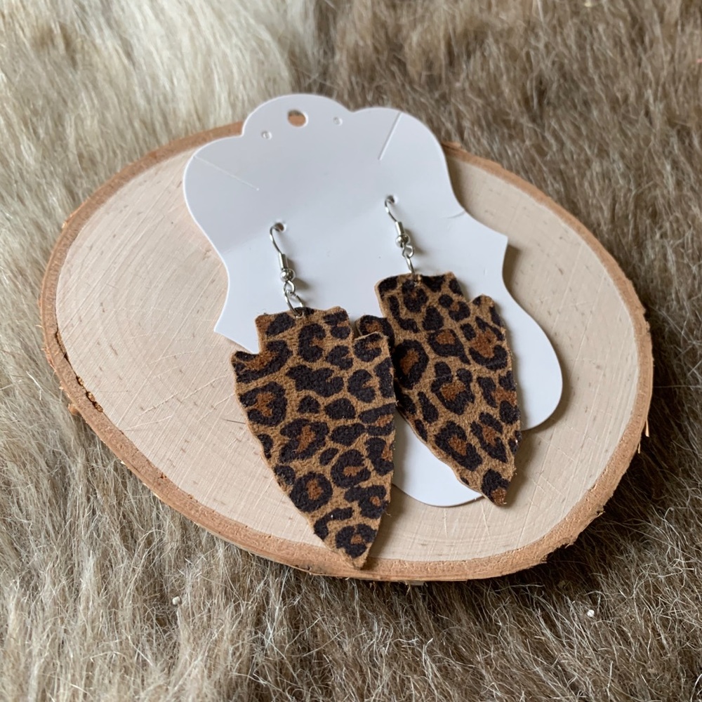 Leopard Arrowhead Dangle Earrings